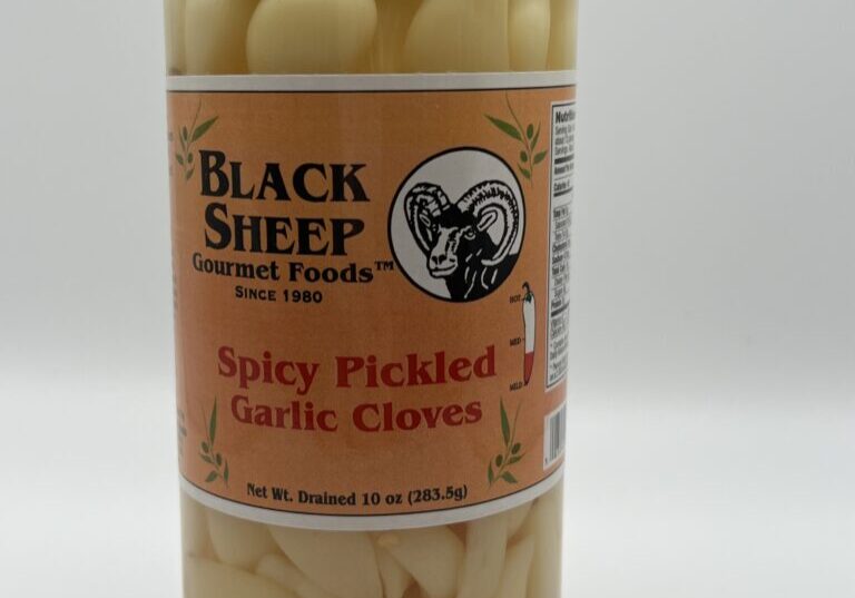 10oz Spicy Pickled Garlic Cloves